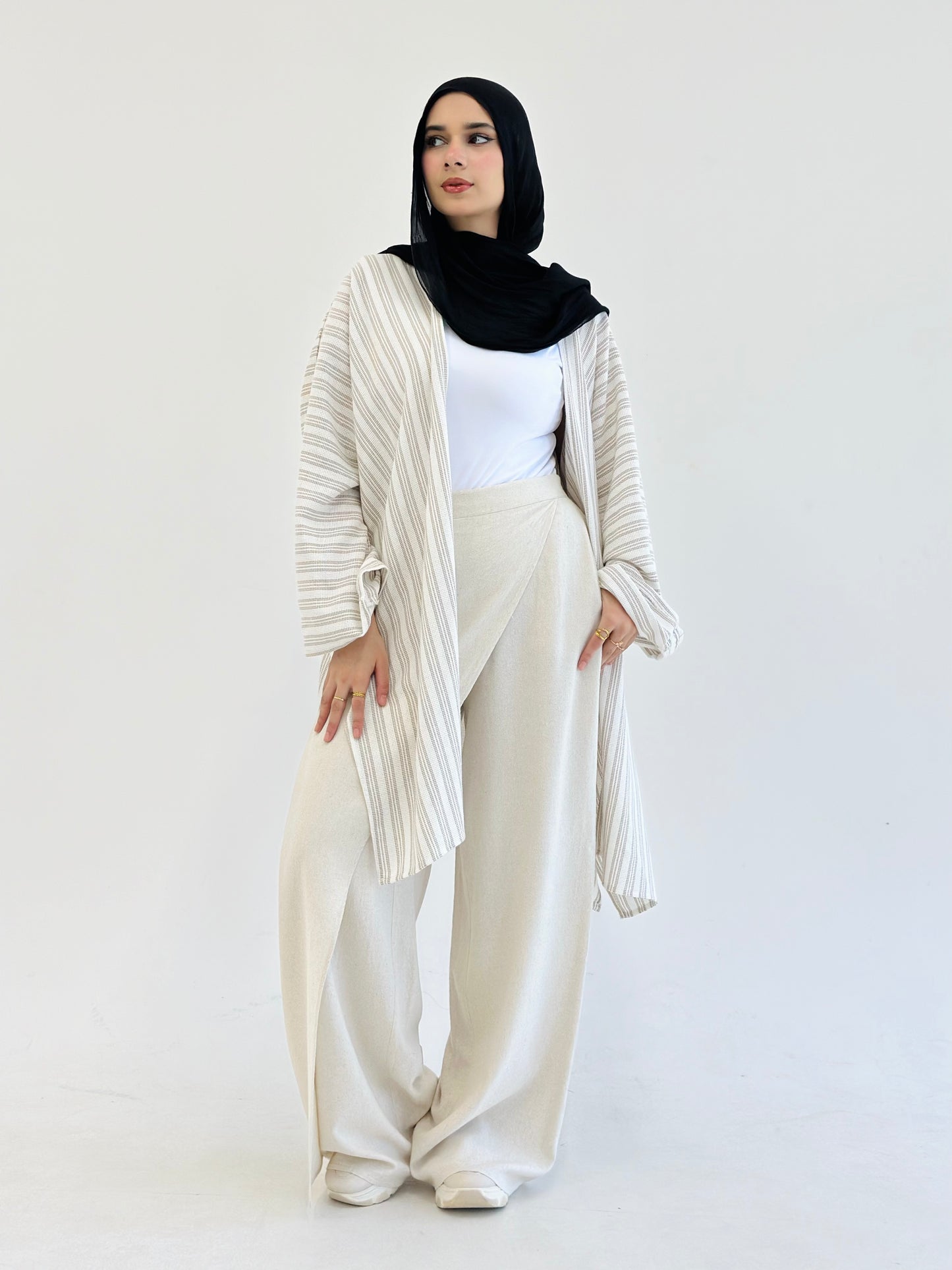 Twisted Stripped Cardigan - Beige