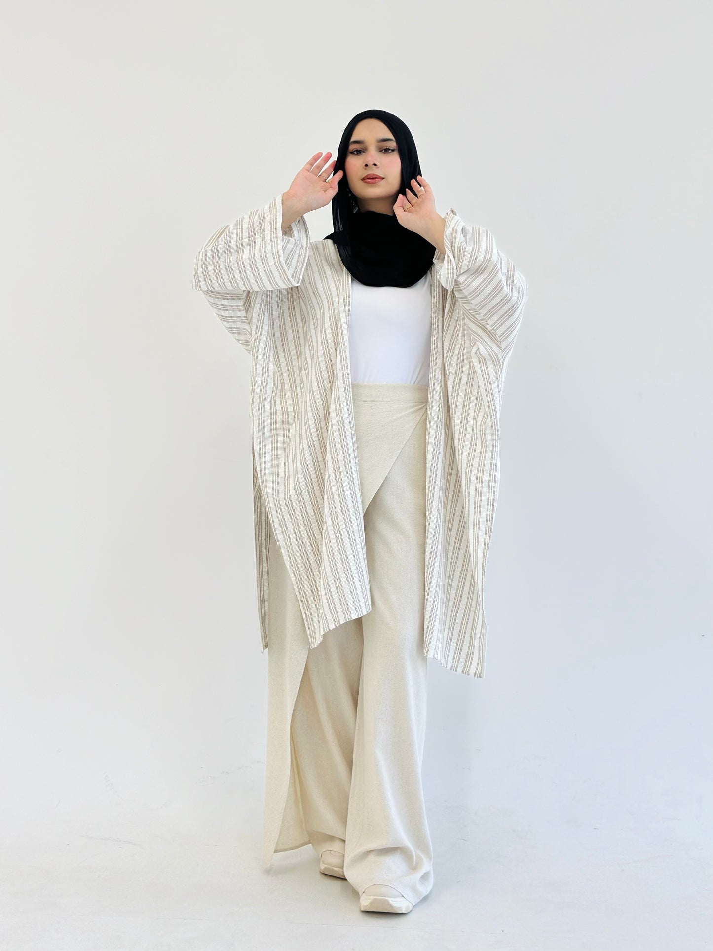 Twisted Stripped Cardigan - Beige