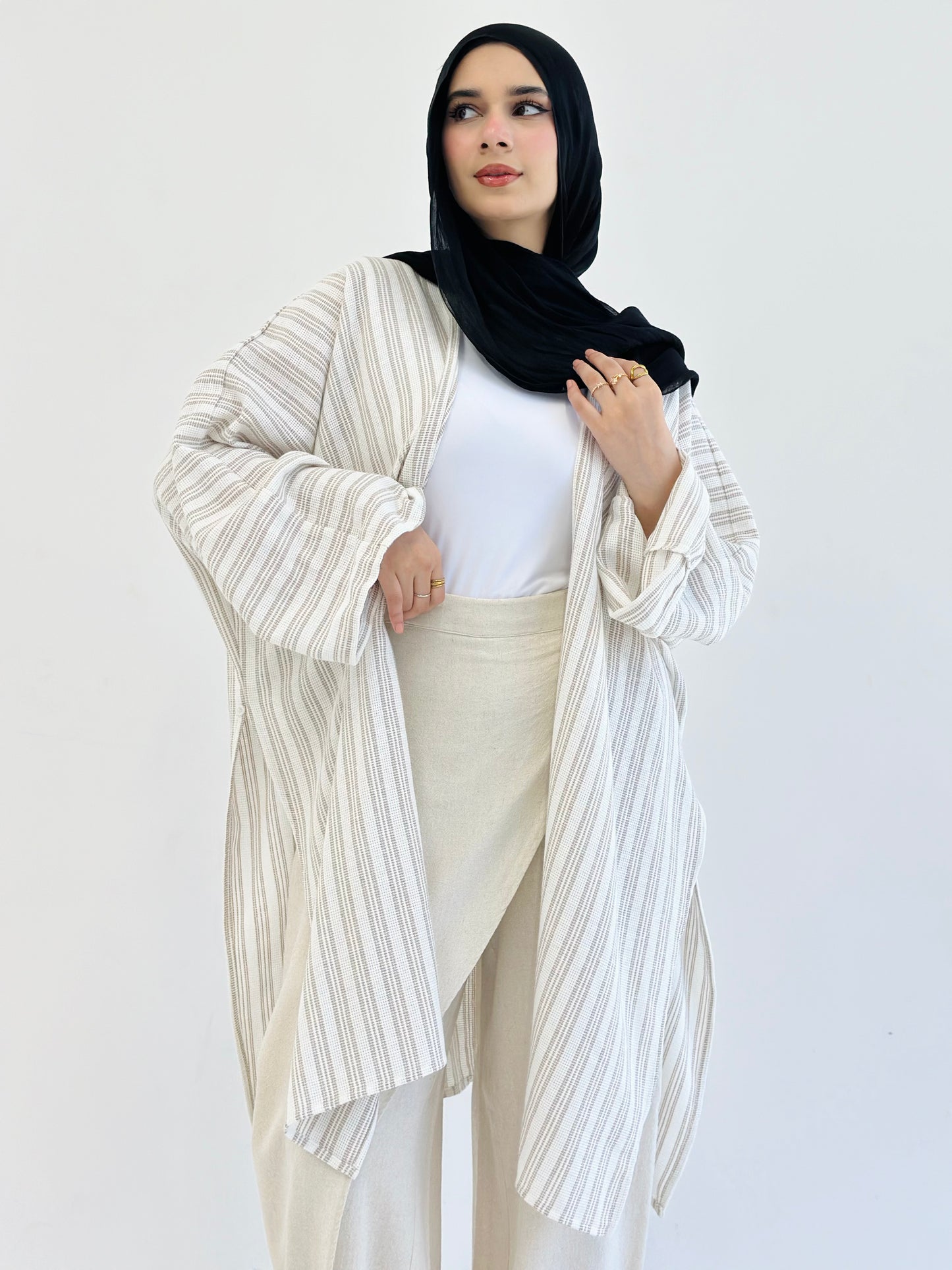 Twisted Stripped Cardigan - Beige