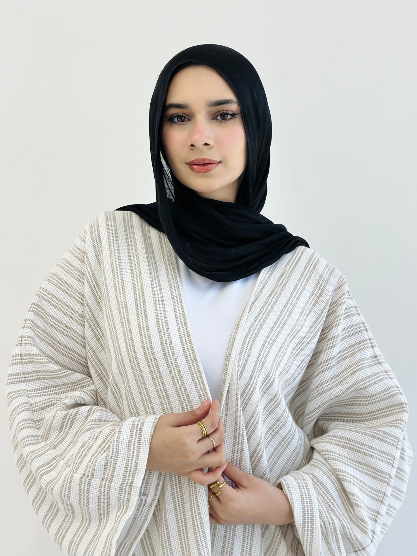 Twisted Stripped Cardigan - Beige