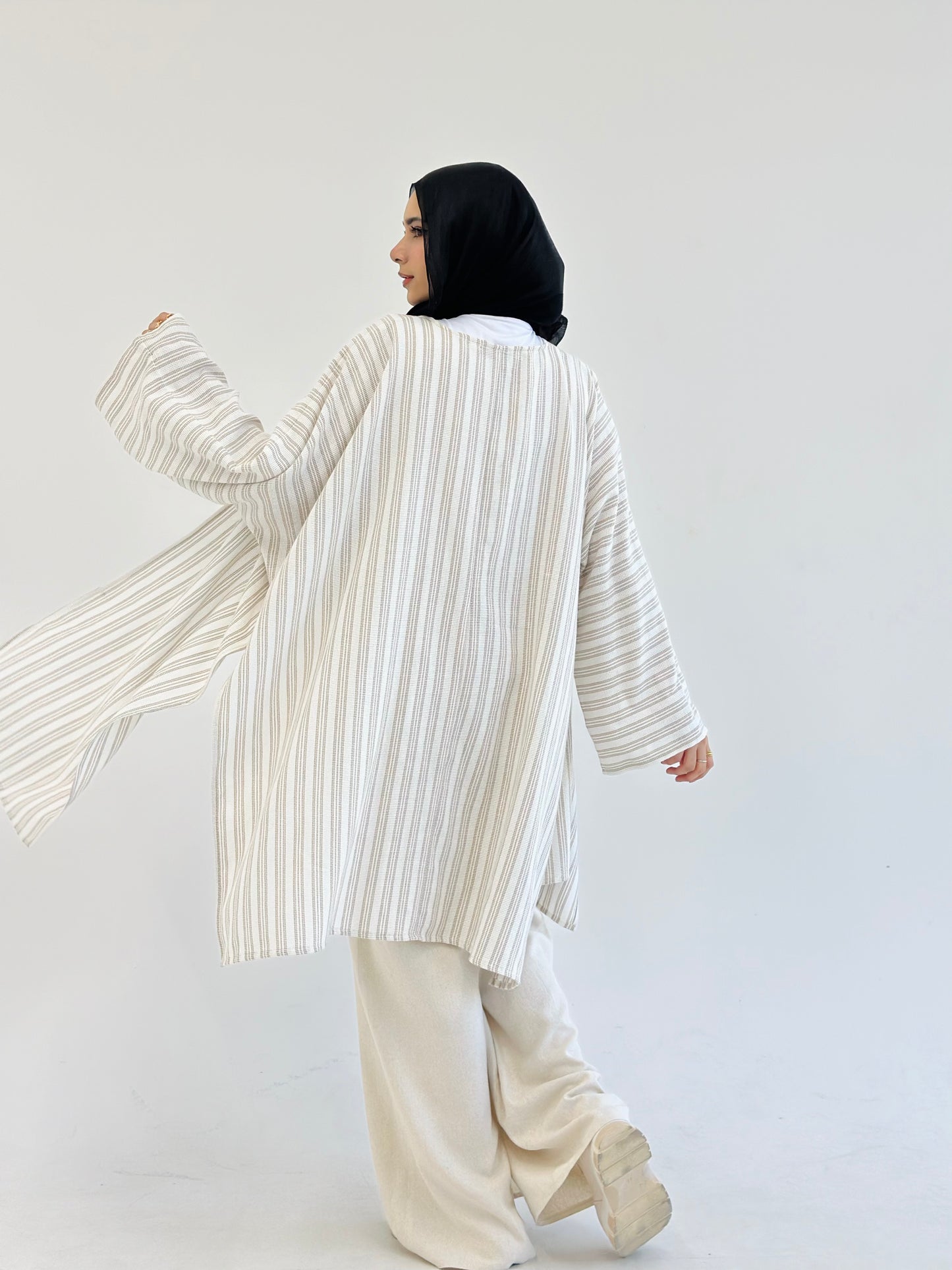 Twisted Stripped Cardigan - Beige
