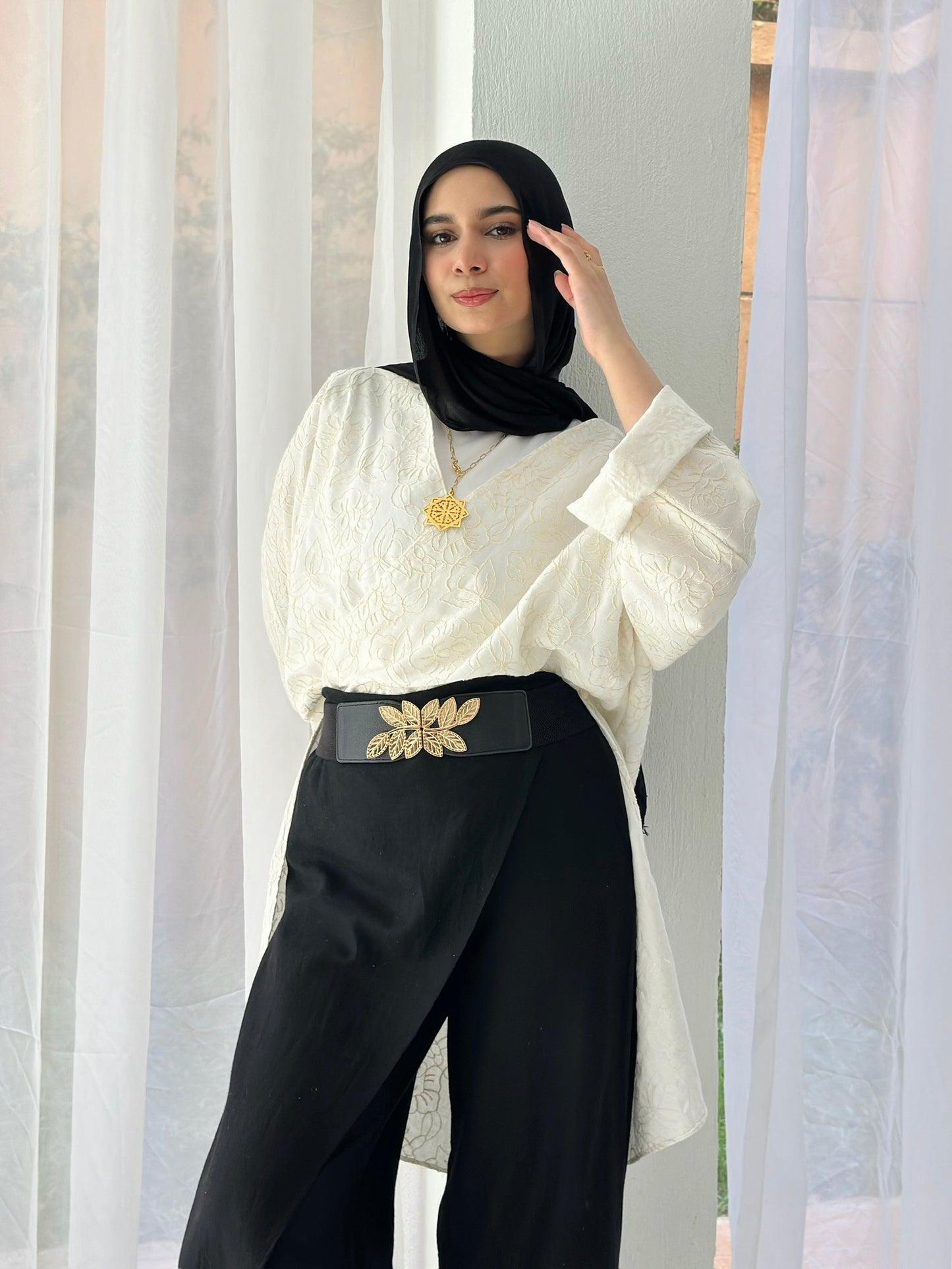 Twisted embroidery Cardigan - Off White