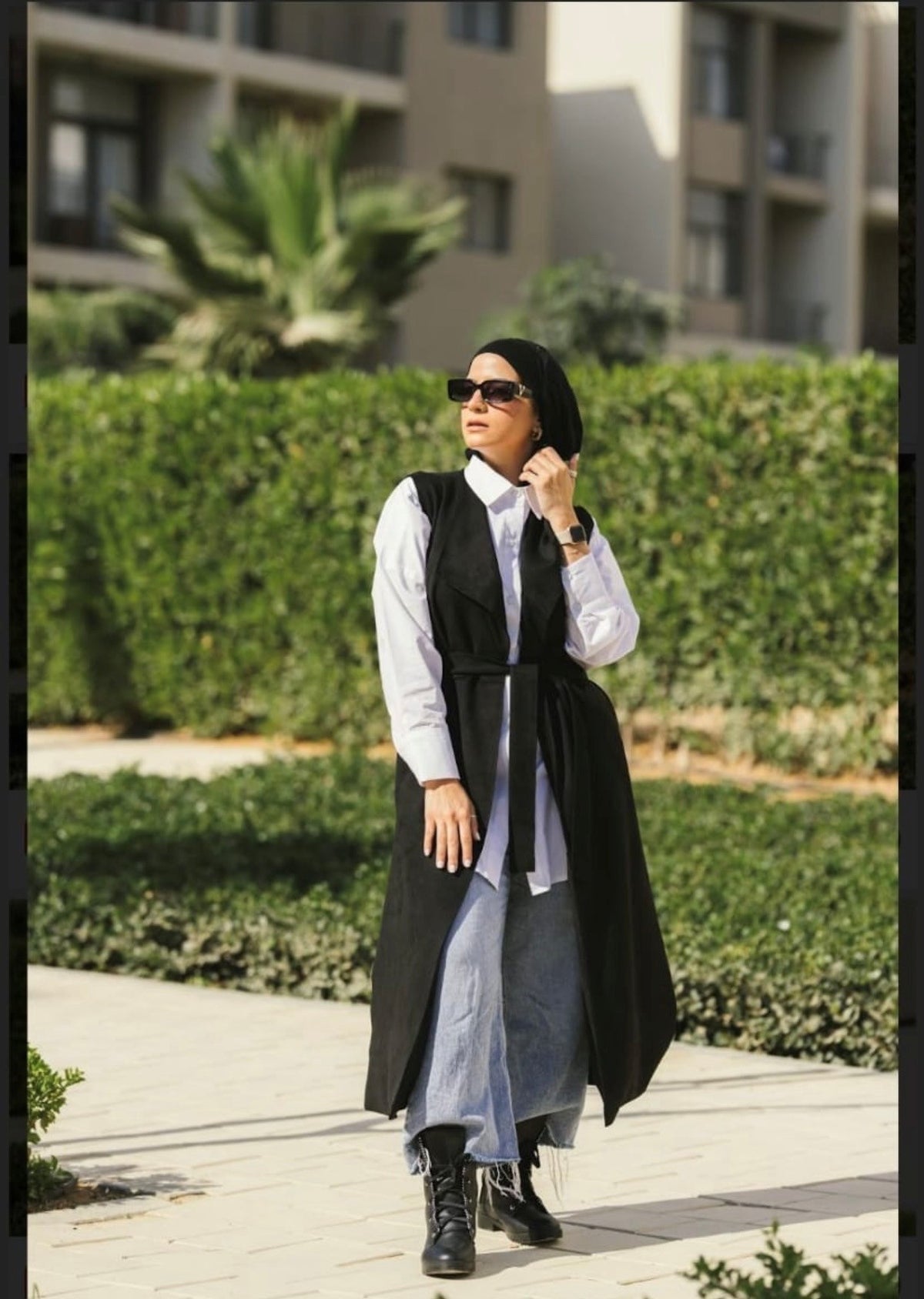 Vest - Black