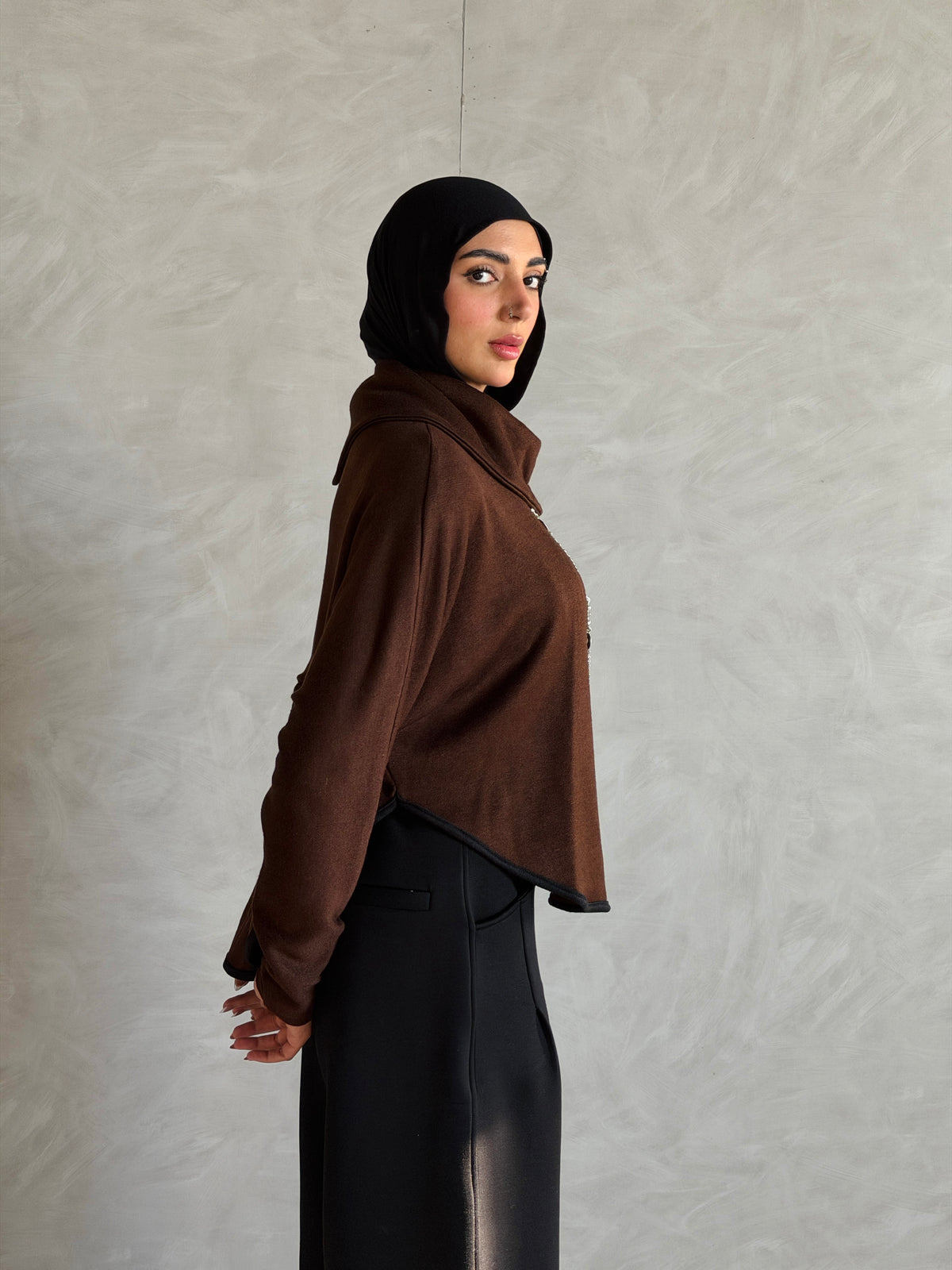Asymmetric knit Top - Brown