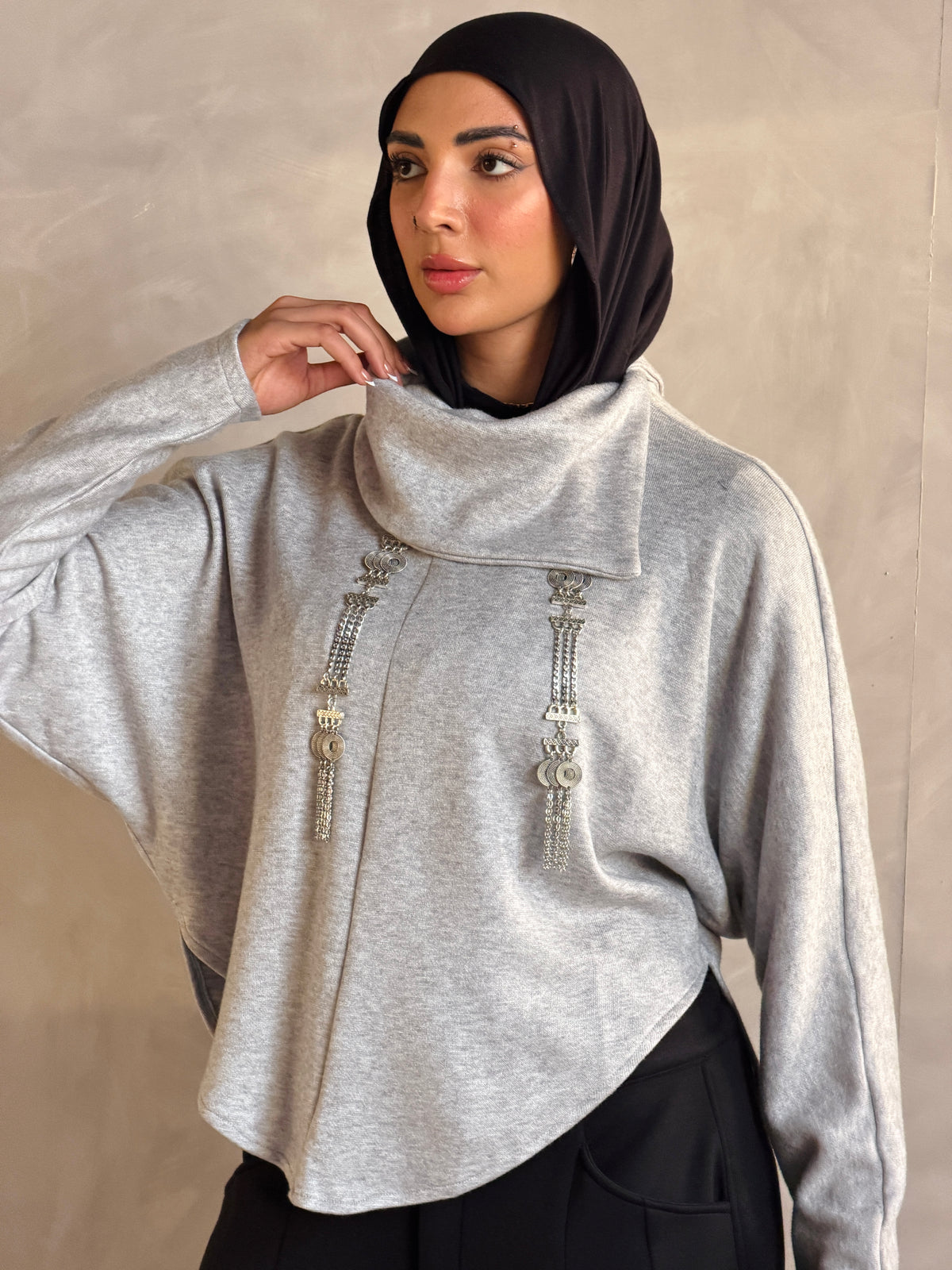 Asymmetric knit Top - Gray