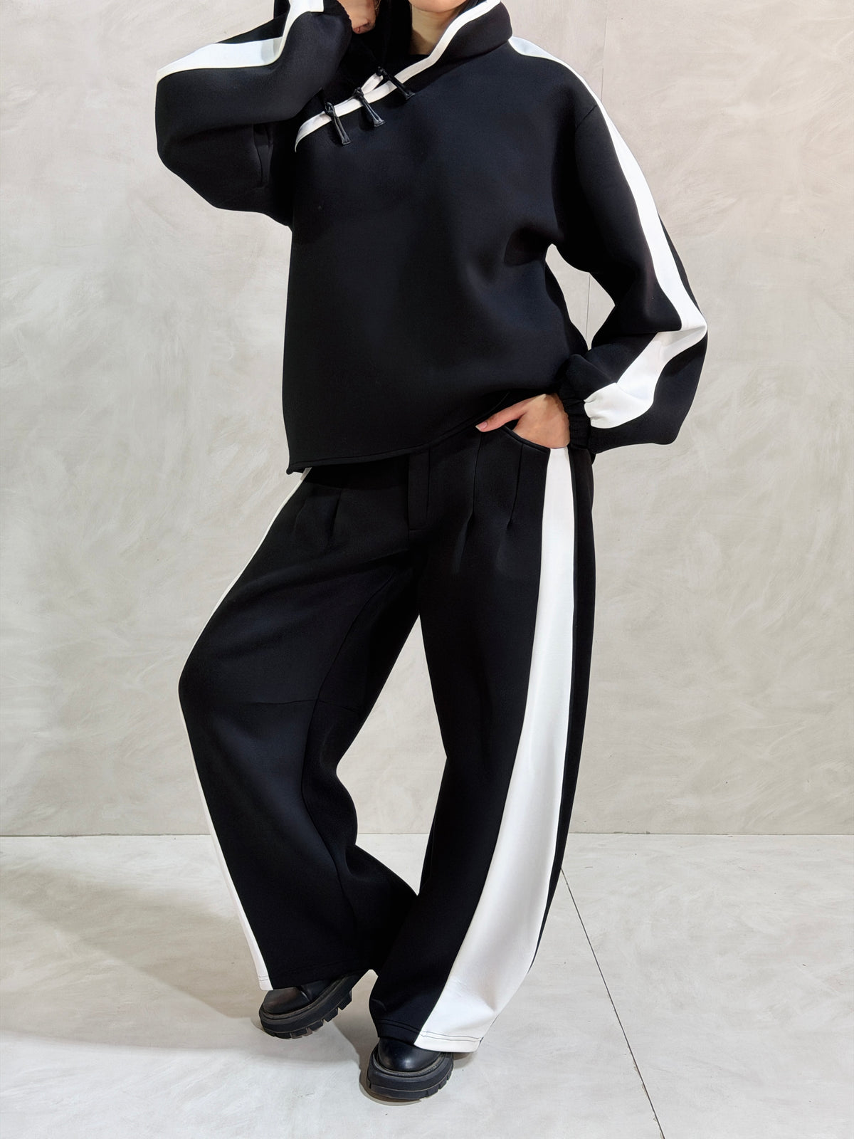 Barrel Pants - Black*White