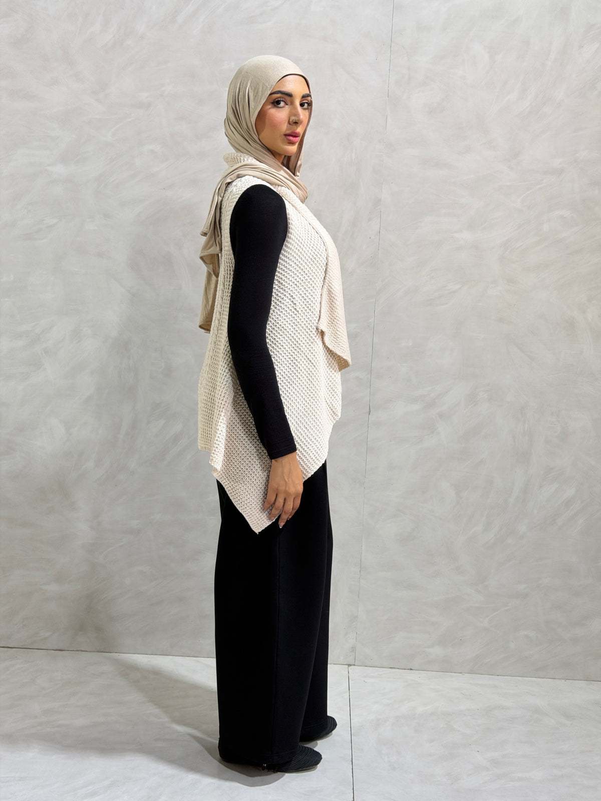 Knit Flow Vest- Beige