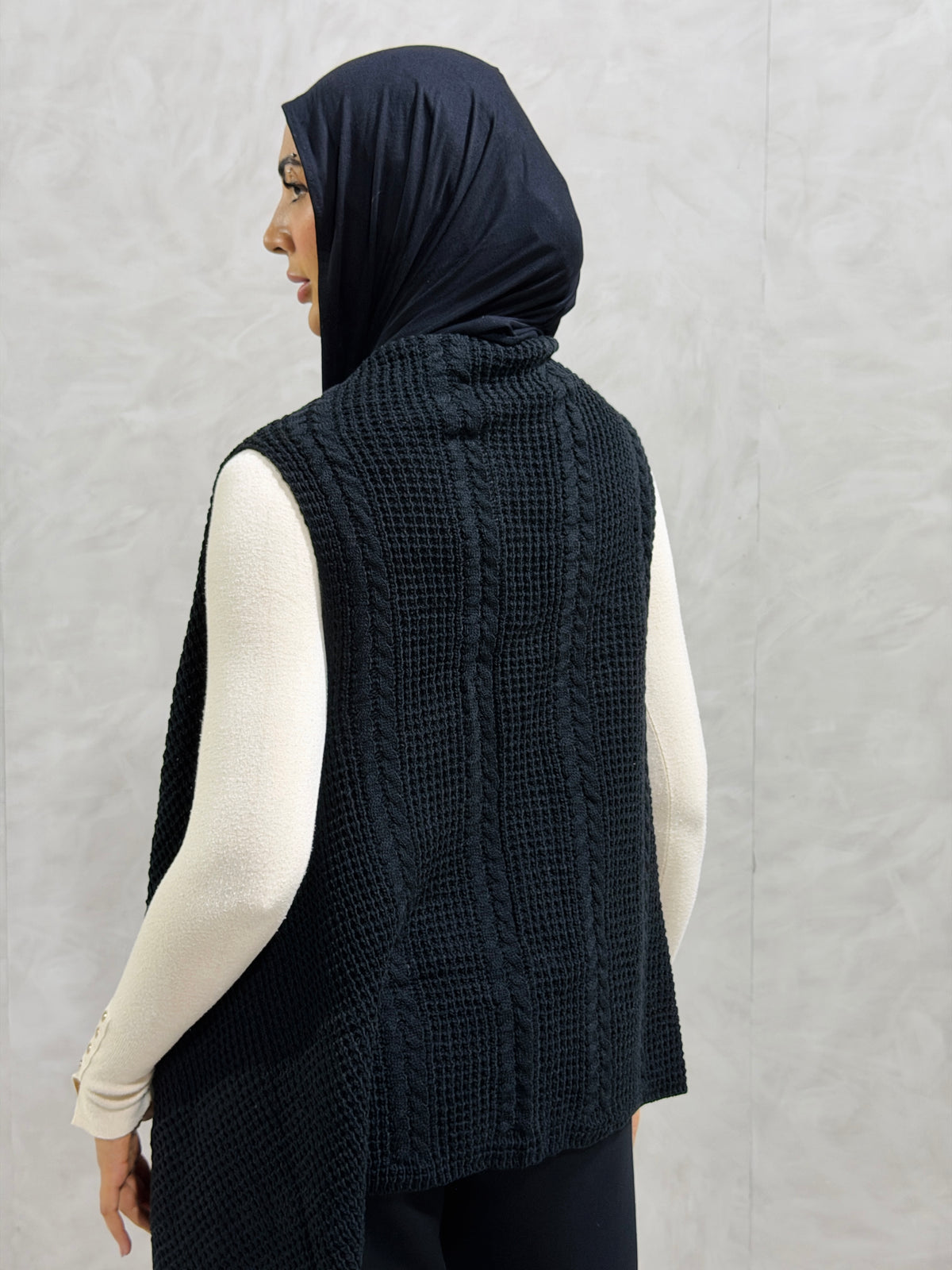 Knit Flow Vest - Black