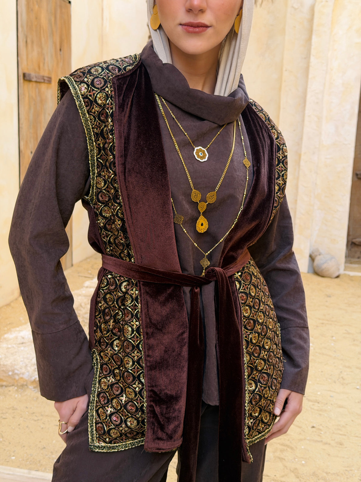 Oriental Embroidery Vest - Brown
