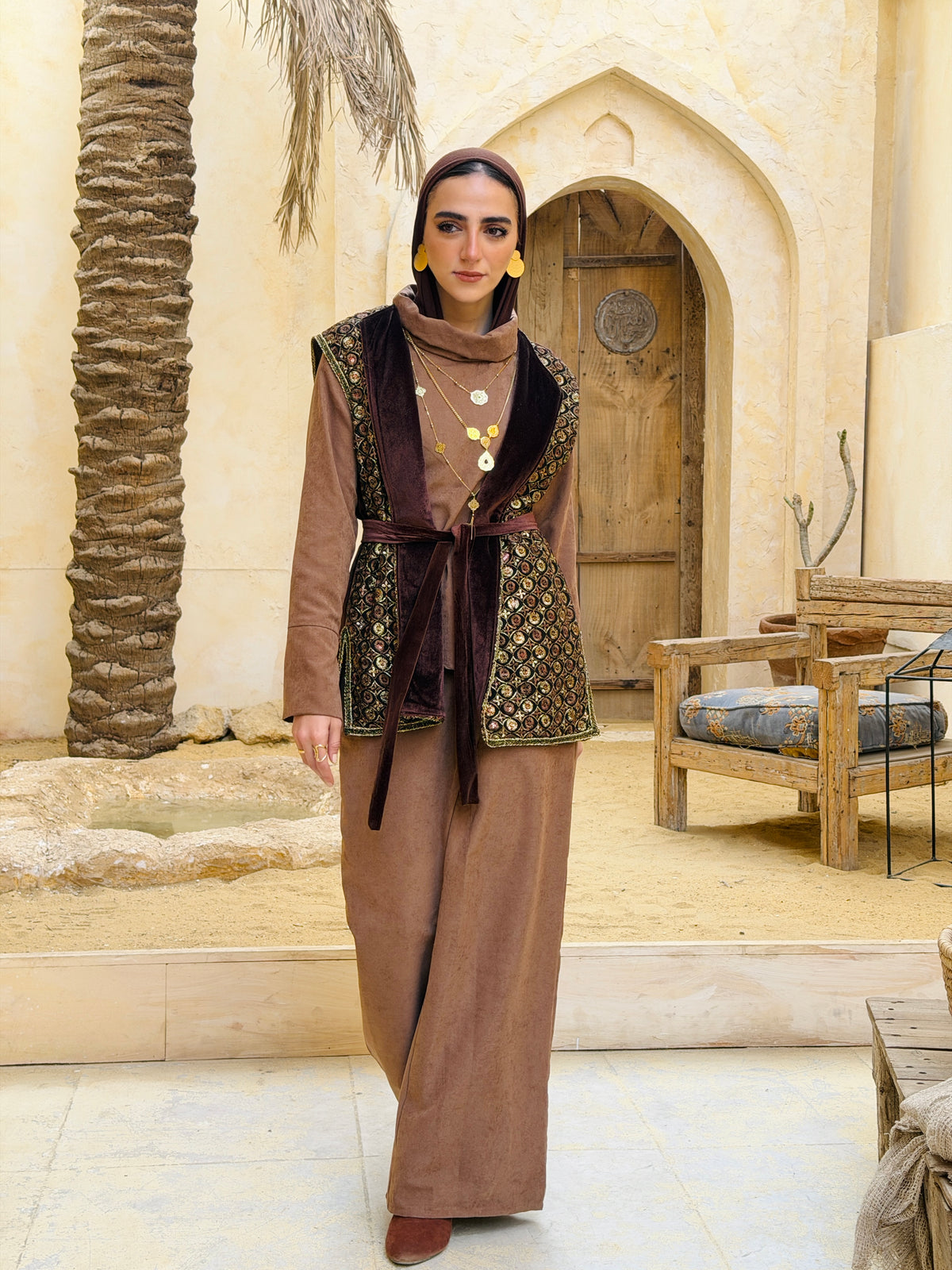 Oriental Embroidery Vest - Brown