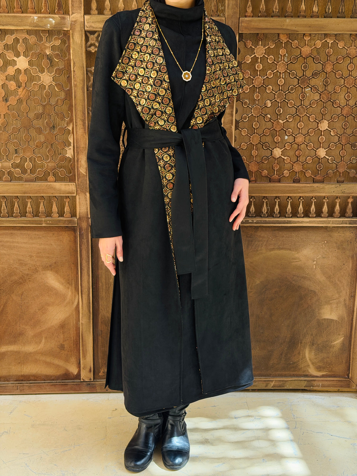 Embroidery Vest - Black
